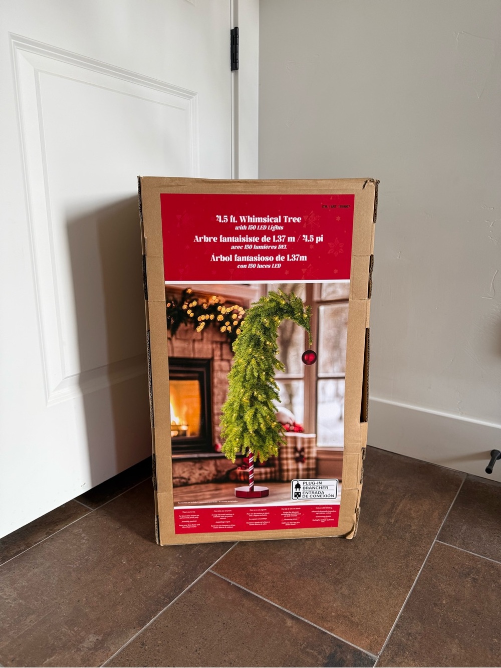 Whimsical Grinch Tree 4.5ft New In Box